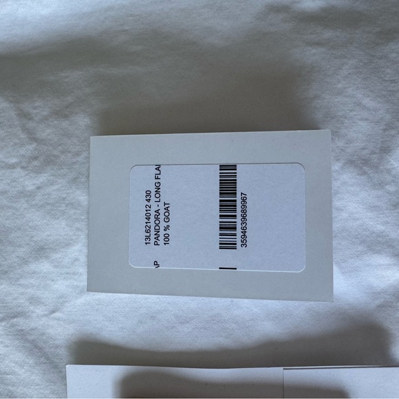 Givenchy 100% Goat Leather Pandora Wallet - Picture 9 of 14